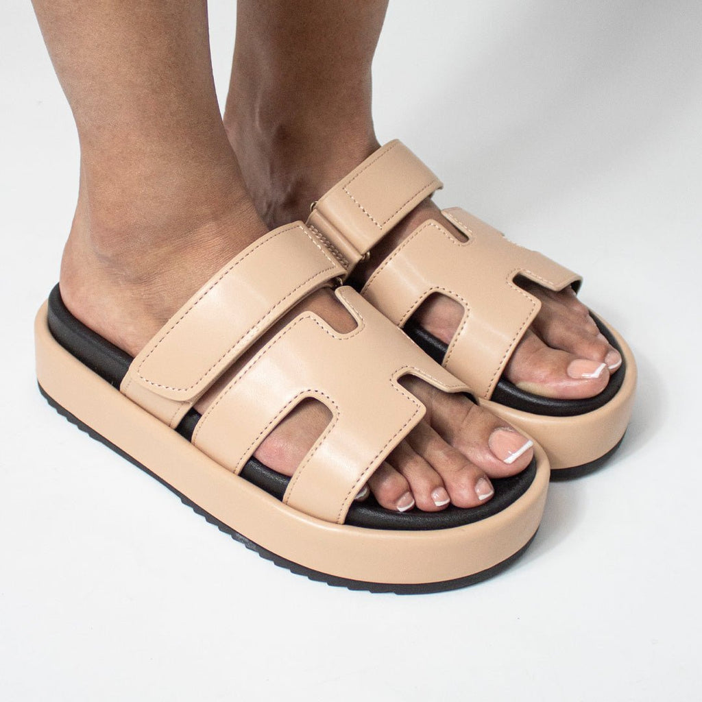 Sandalia 14373 Nude - KiraZapatería