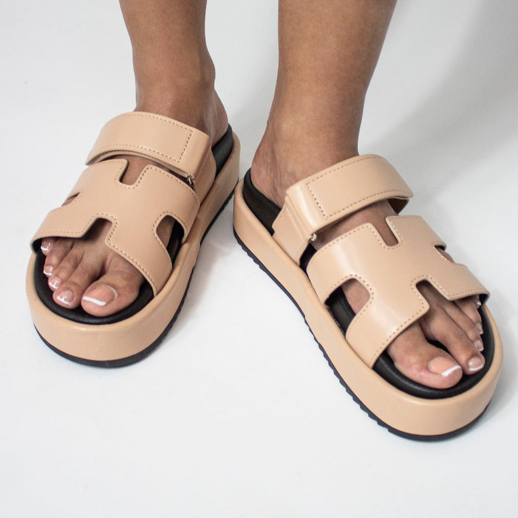 Sandalia 14373 Nude - KiraZapatería