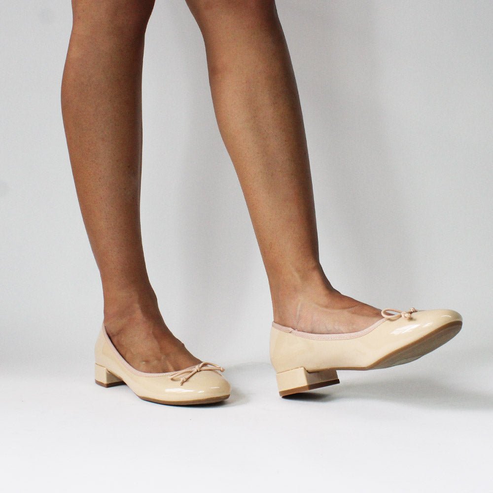 Flat 90162 Nude - KiraZapatería