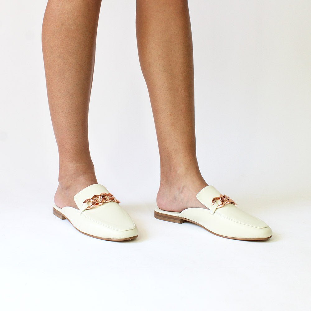 Mule 01100 Hueso - KiraZapatería