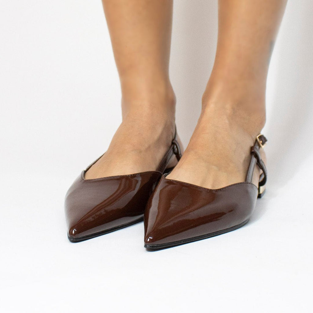 Flat 12910 Cafe - KiraZapatería