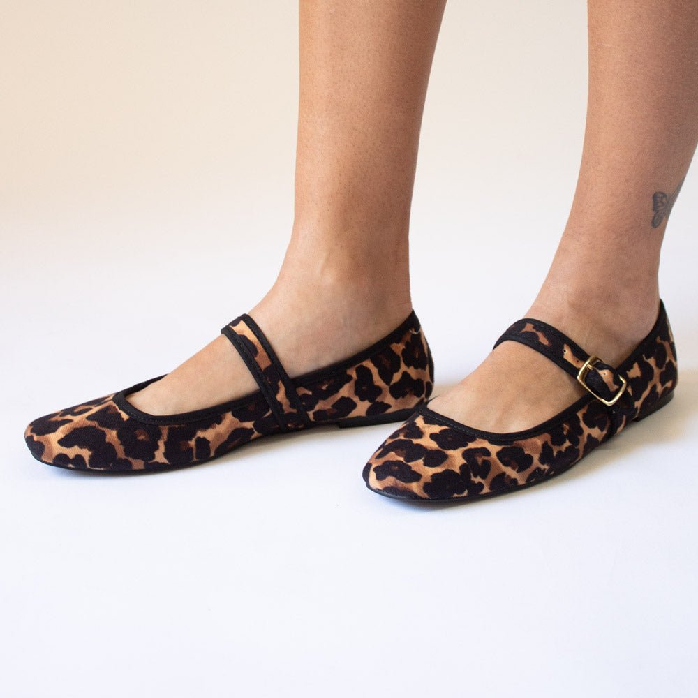 Flat 2102 Leopardo - KiraZapatería