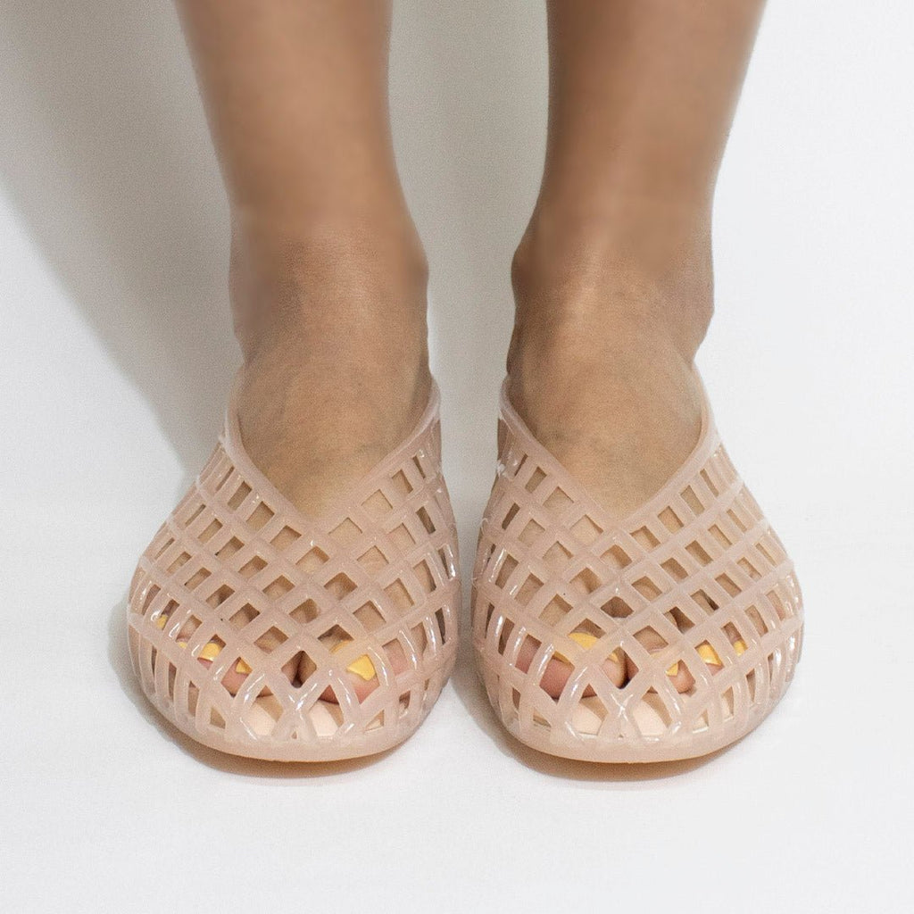 Flat 67513 Nude - KiraZapatería