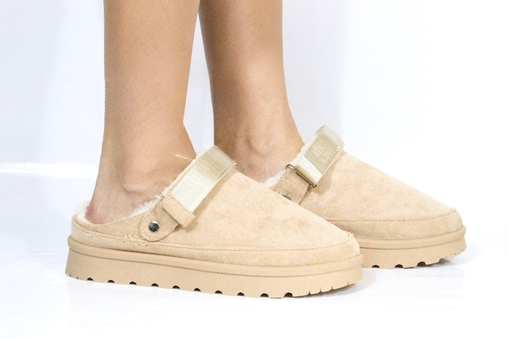 MULE 80960 BEIGE - KiraZapatería