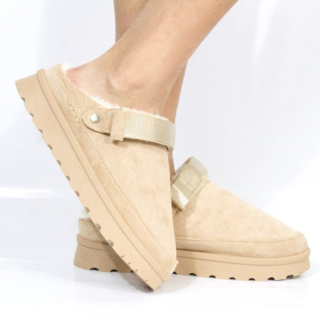 MULE 80960 BEIGE - KiraZapatería